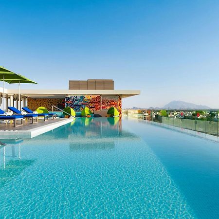 Hotel Aloft al-Ain Exterior foto